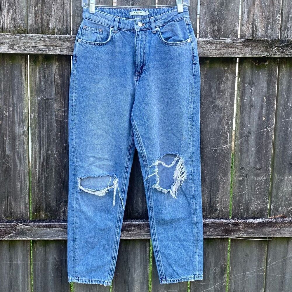 NA-KD Destroyed Detail Mom Jean Mid Wash | 28
